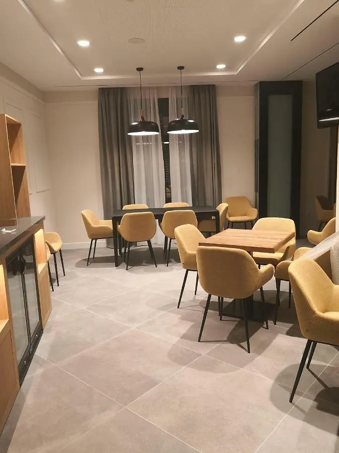 Apartamentos Ardales Premium 0*,